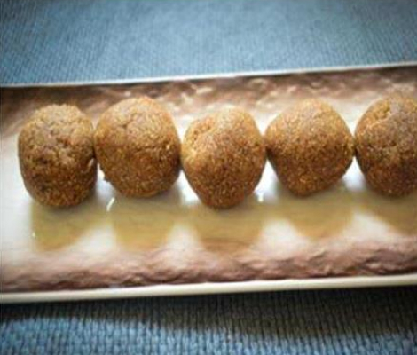 ARALU UNDE/PARCHED RICE LADOO